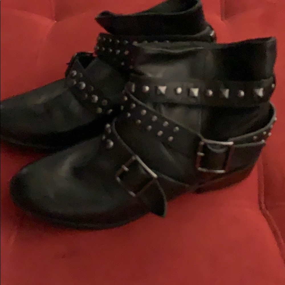 Black boots